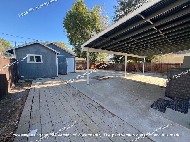 Building Photo - Nice Home For Rent