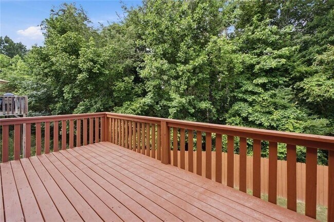Building Photo - 518 S Fortune Way