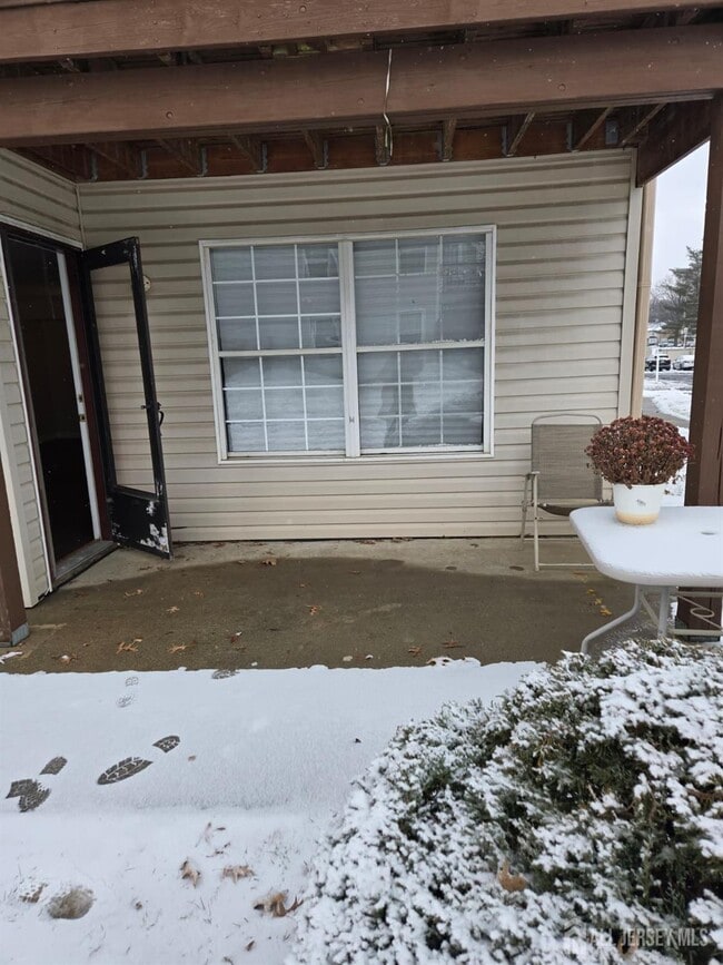 Building Photo - 455 Hawthorne Pl