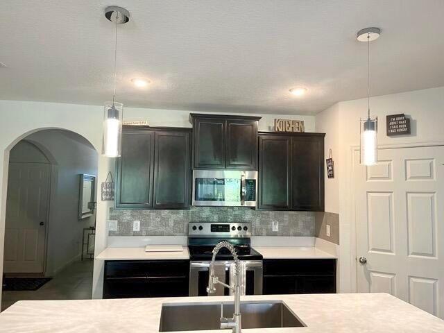 Building Photo - 1117 SW Goodman Ave