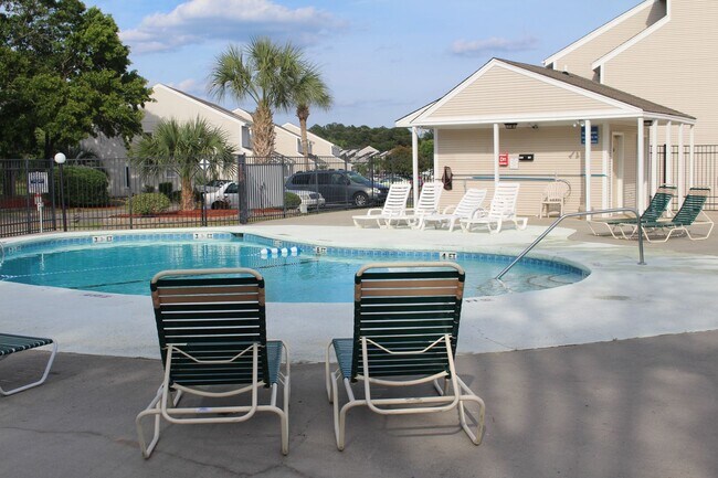 Building Photo - Beautifully Remodeled 2 Bed/2 Bath in Deer...