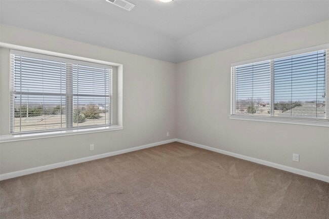Building Photo - 4082 Serene Dr