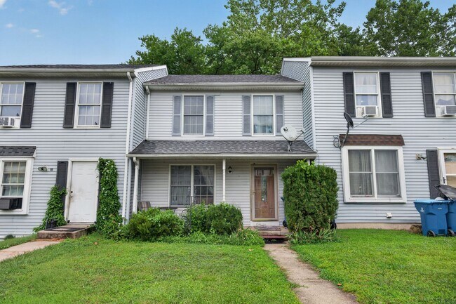 Building Photo - 8 Cypress Dr