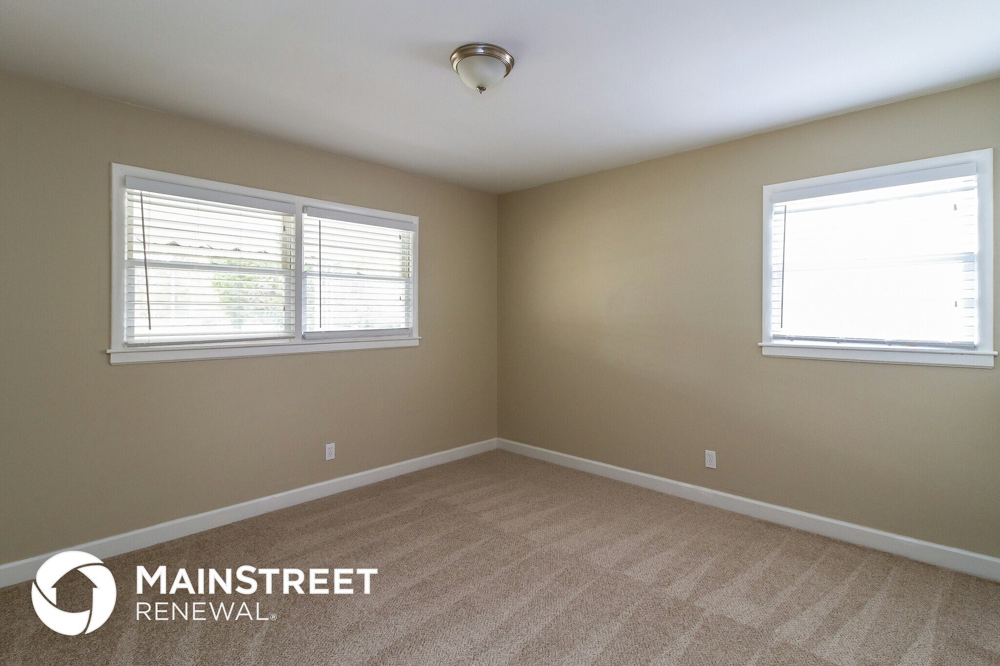 Building Photo - 9411 Dalton Dr