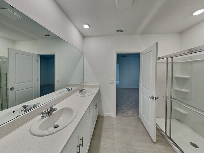 Building Photo - 4760 Yellow Elder Wy