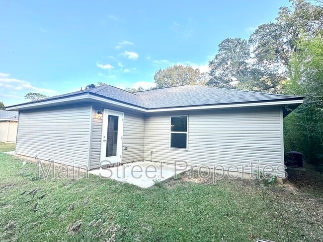 Building Photo - 7797 Ira Dr