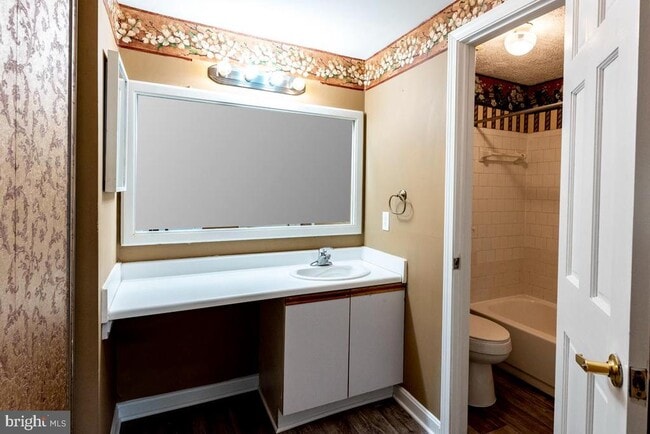 Building Photo - 4356 Pembrook Village Dr