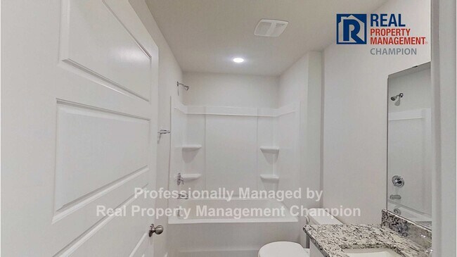 Building Photo - Brand New 5 BD/3 BA Home w/Open Layout and...