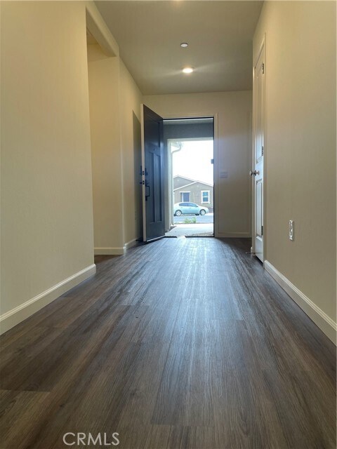 Building Photo - 3739 Ming Ave