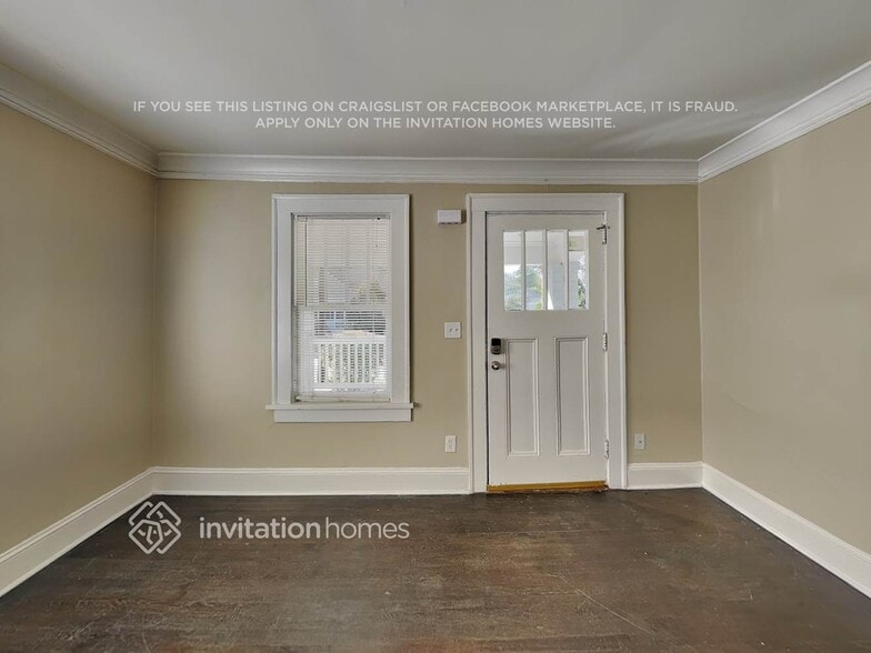 Building Photo - 142 Dahlgren St SE