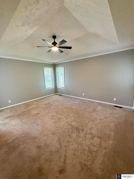 Building Photo - 2902 Blackhawk Dr
