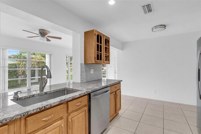 Building Photo - 1280 NW 49th St