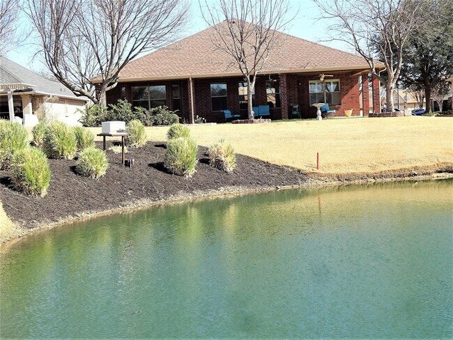 Building Photo - 9308 Orangewood Trail