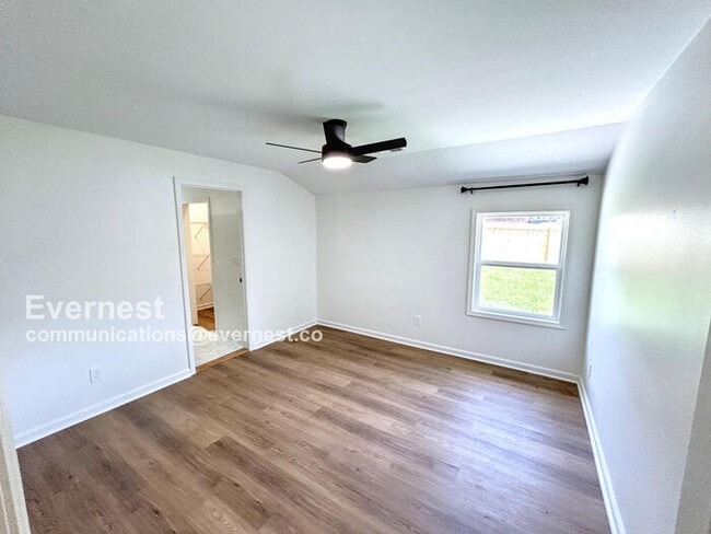 Building Photo - 1121 Lawley St