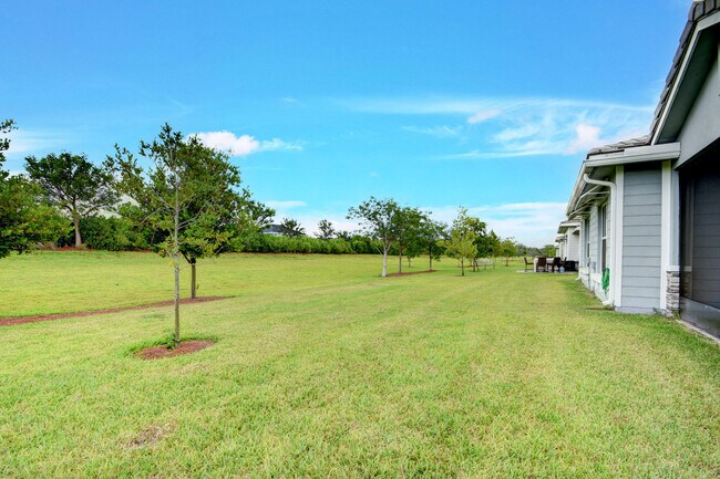 Building Photo - 19647 Weathervane Way