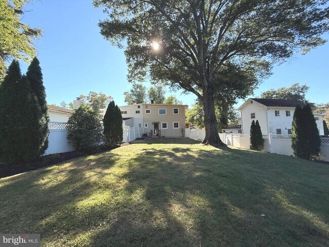 Building Photo - 10640 Ashby Pl