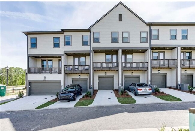 Building Photo - Beautiful 3bd/3.5ba Vinings Townhome with ...