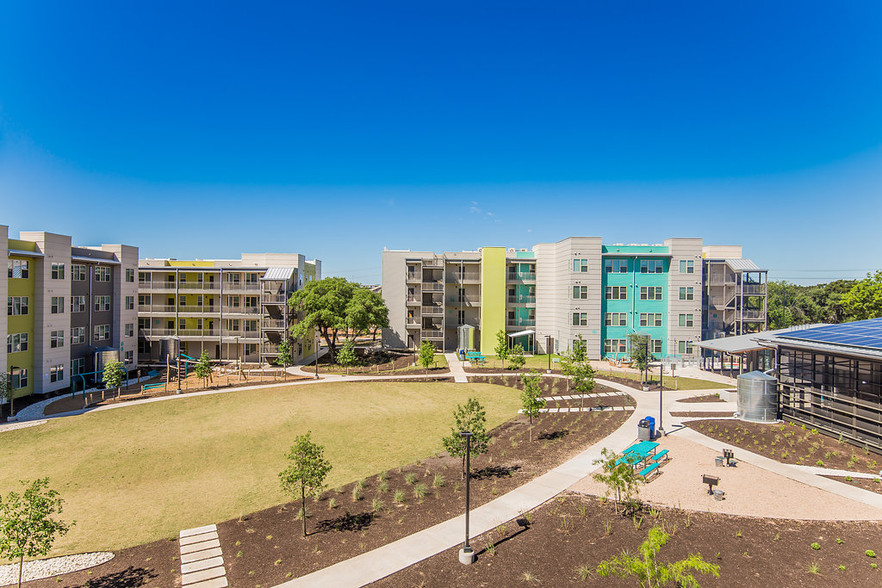 Primary Photo - Lakeline Station Apartments