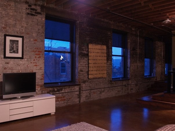 27 Windows - 1908 Dunlap St
