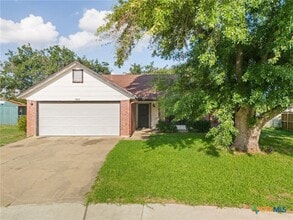 Building Photo - 4802 Canyon Cir