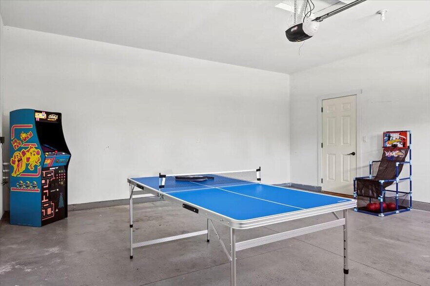 Building Photo - 10130 W Brownstone Dr