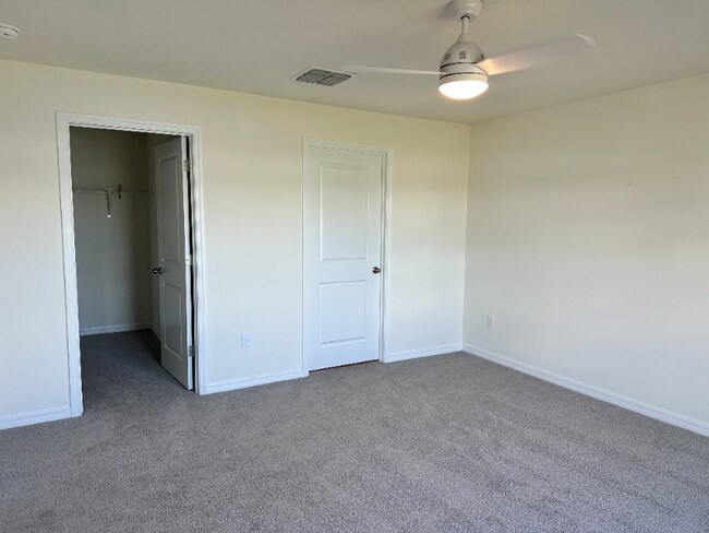 Building Photo - 3259 Rock Sound St