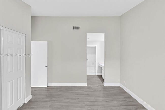 Building Photo - 1439 Springside Dr