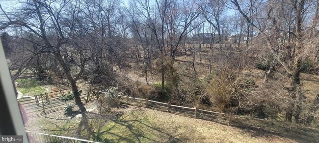 Building Photo - 19100 Annapolis Way