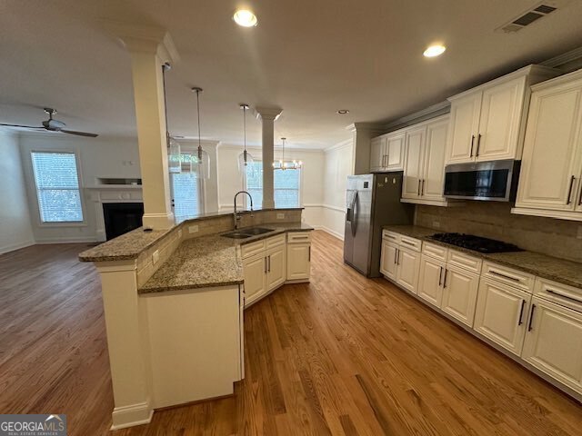 Building Photo - 7540 Jamestown Dr