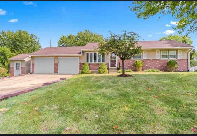 Primary Photo - 10110 Dandridge Dr