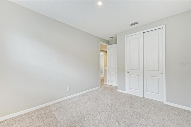 Building Photo - 5564 Summit Gln
