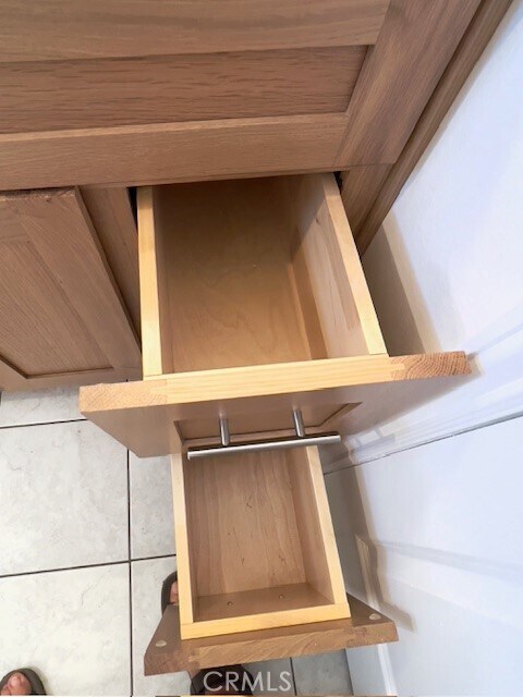 Building Photo - 711 N Soldano Ave