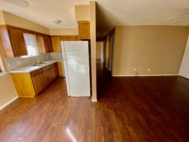 Building Photo - 1006 Tarby Rd