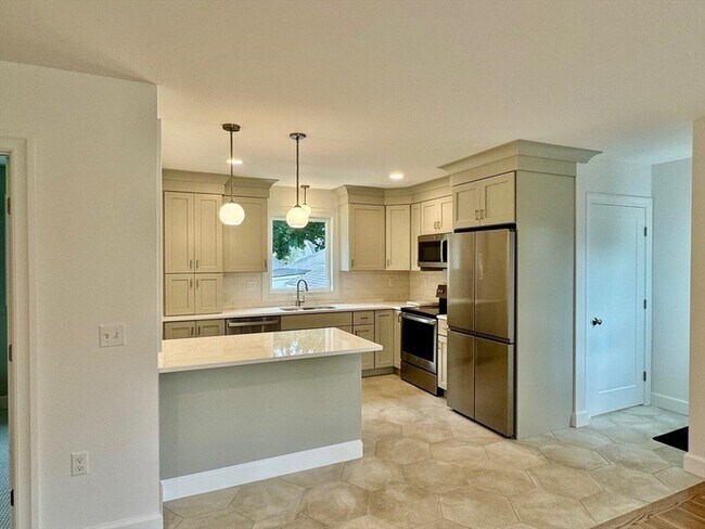 Building Photo - 40 Judy Ln