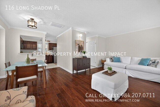 Building Photo - 116 Long Shadow Pl