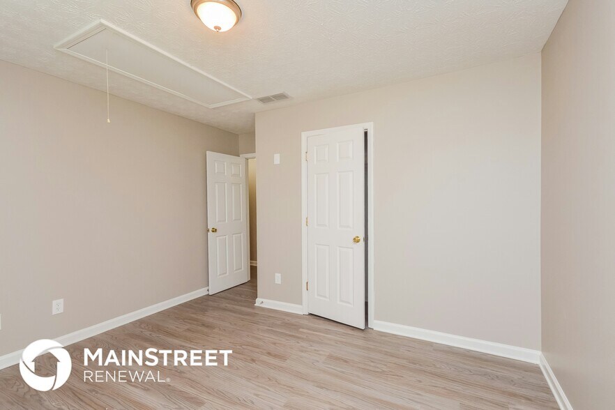 Building Photo - 235 Cypress Dr