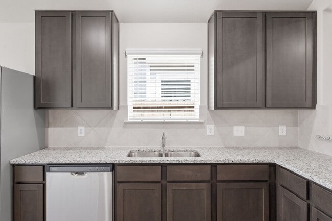 Building Photo - 14107 Balcones Fault Ct