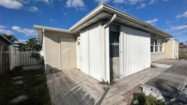 Building Photo - 8450 NW 26th St