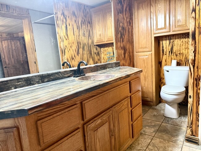 Building Photo - 52 Landmark Rd