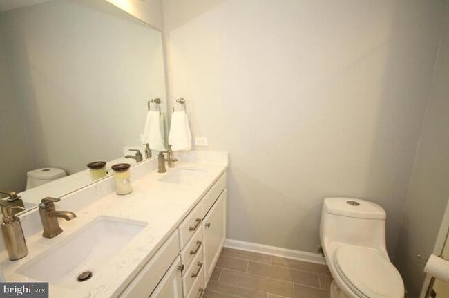 Building Photo - 8521 Tysons Ct