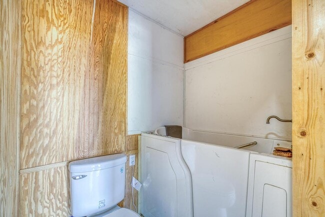 Building Photo - 4811 Soundside Dr