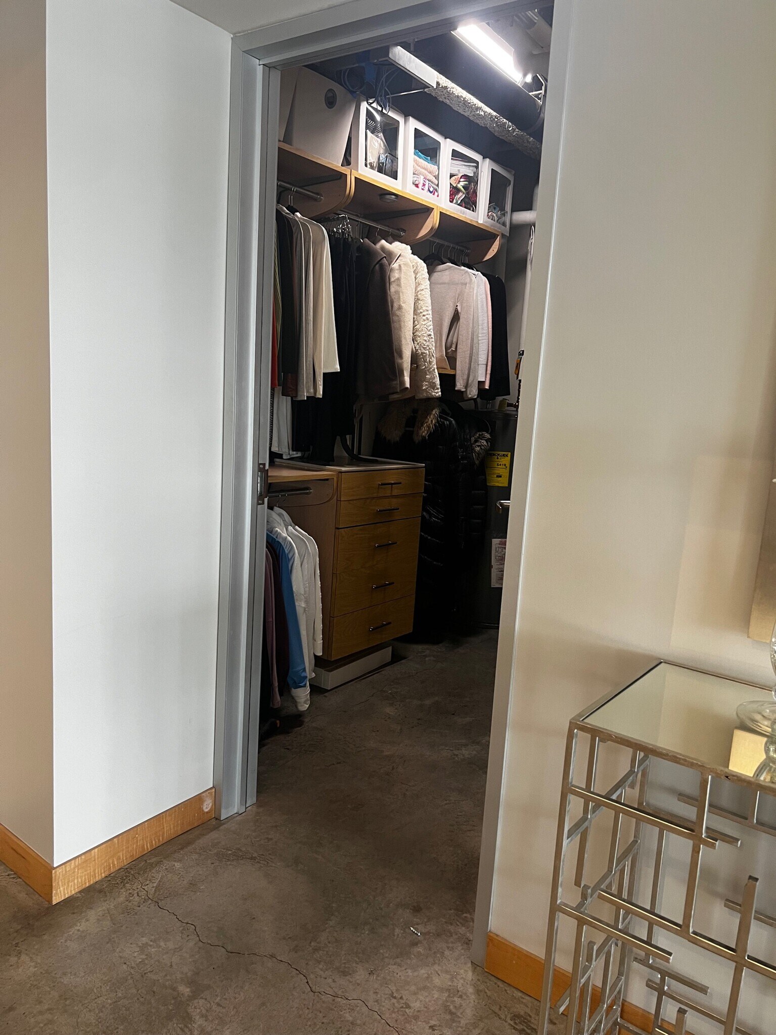 Building Photo - 221 E College St