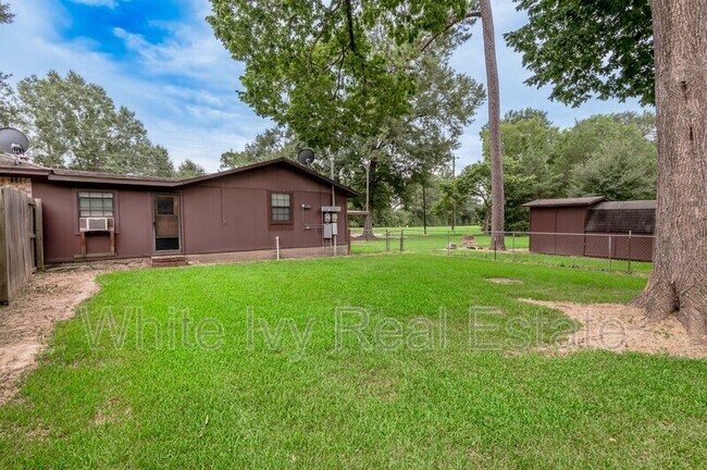 Building Photo - 4640 FM1374