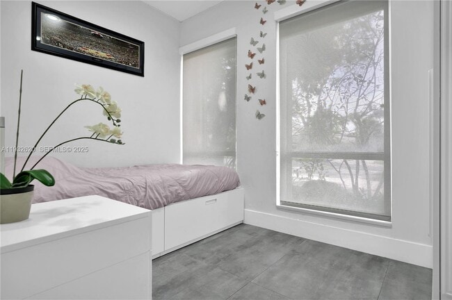 Building Photo - 2101 NE 211th Terrace