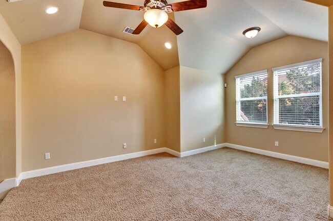 Building Photo - 12024 Versante Cir