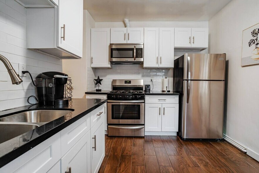 Building Photo - 1806 Washington Way