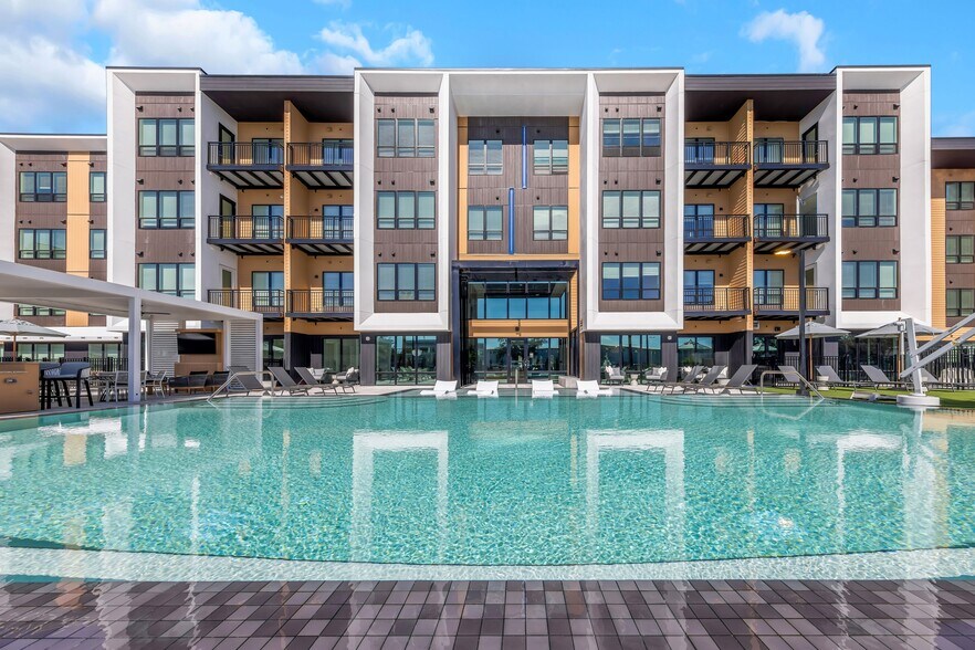 Primary Photo - Revel