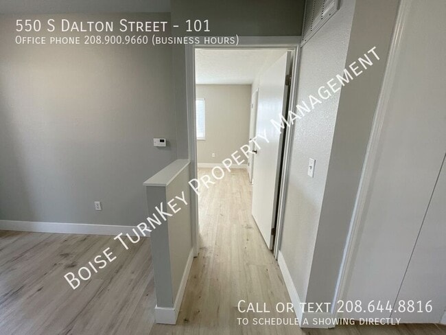 Building Photo - 550 S Dalton Ln