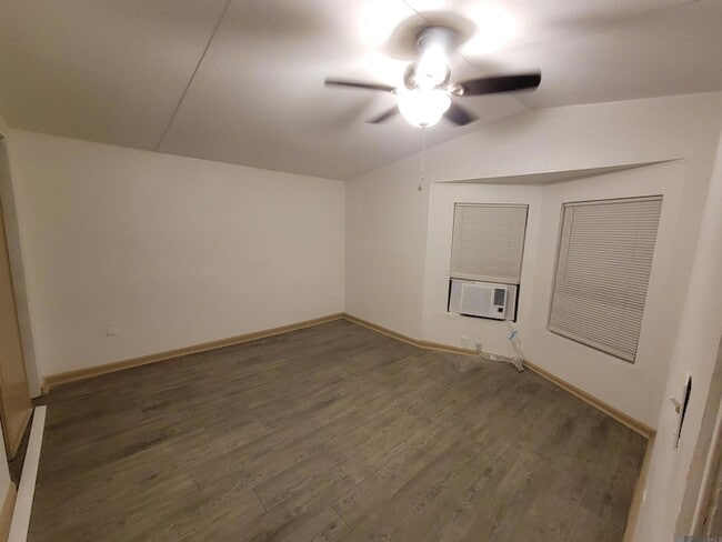 Building Photo - 4505 Lupine St