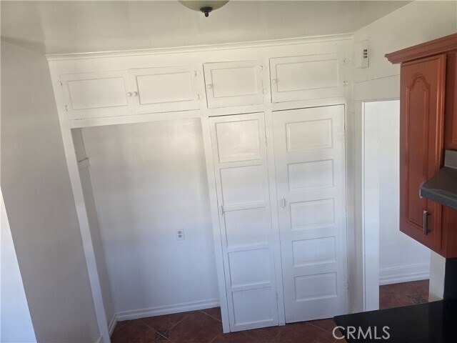 Building Photo - 6126 Springvale Dr